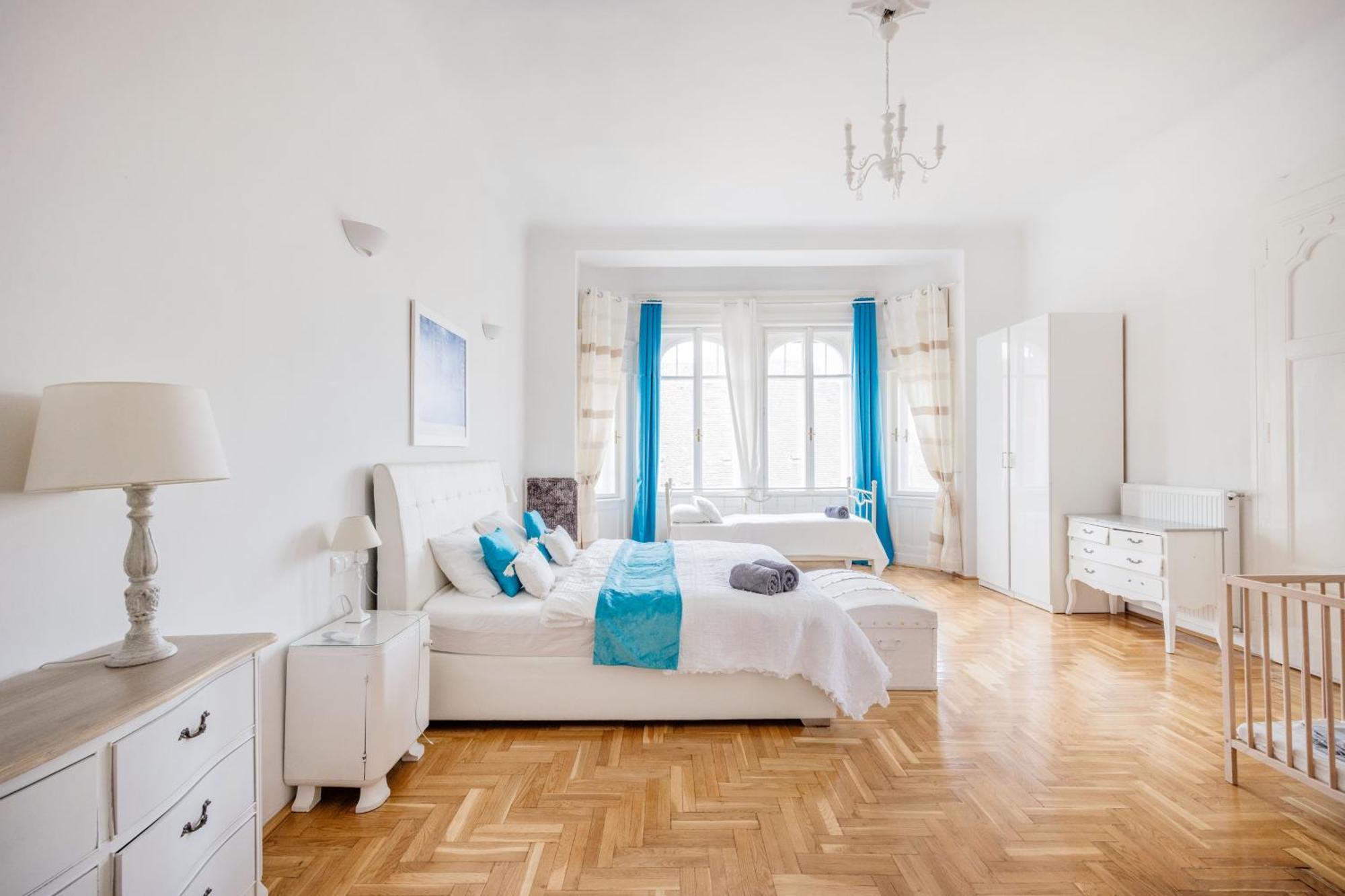 Amazing View Designer Home With Sauna And Jacuzzi 3 Min To Opera House Budapest Kültér fotó